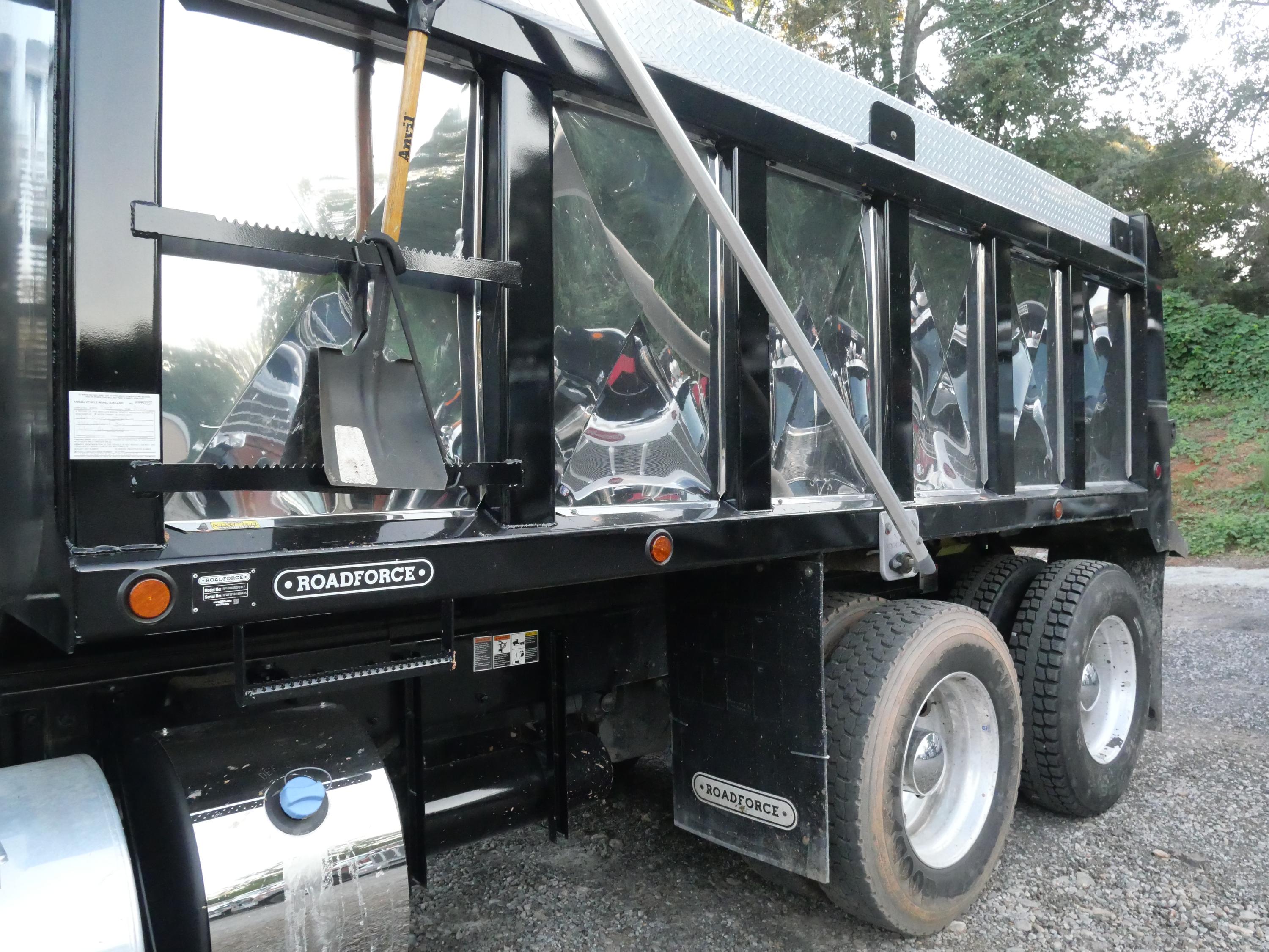 2026 Mack 64FR Dump Truck (G128) - image 19