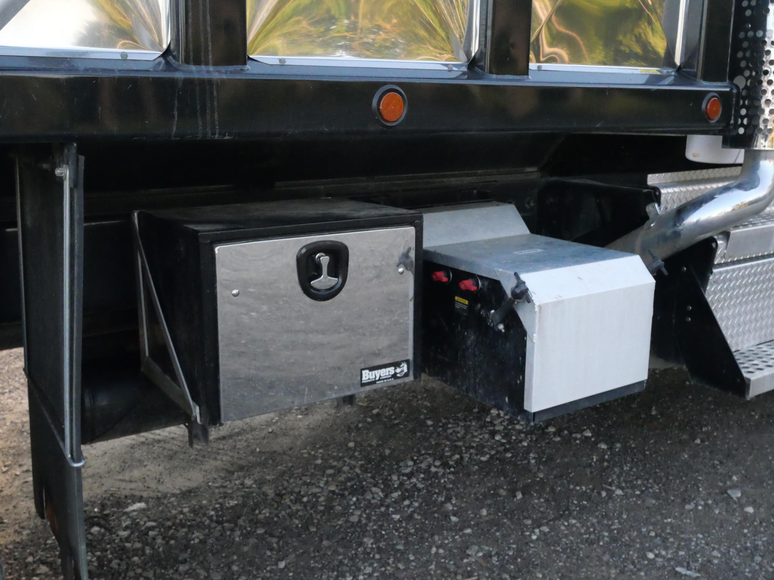 2026 Kenworth T880 Dump Truck (G107) - image 24