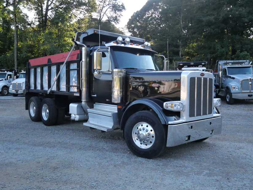 2025 Peterbilt 589 Dump Truck (G112)