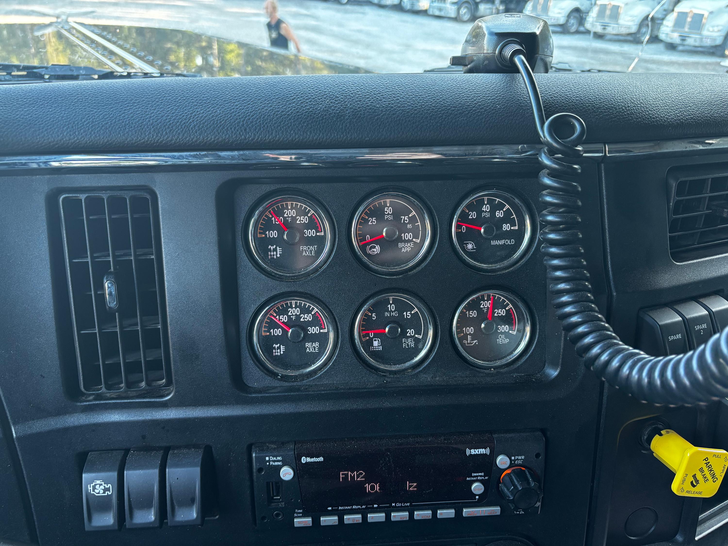 2025 Peterbilt 589 Dump Truck (G121) - image 16