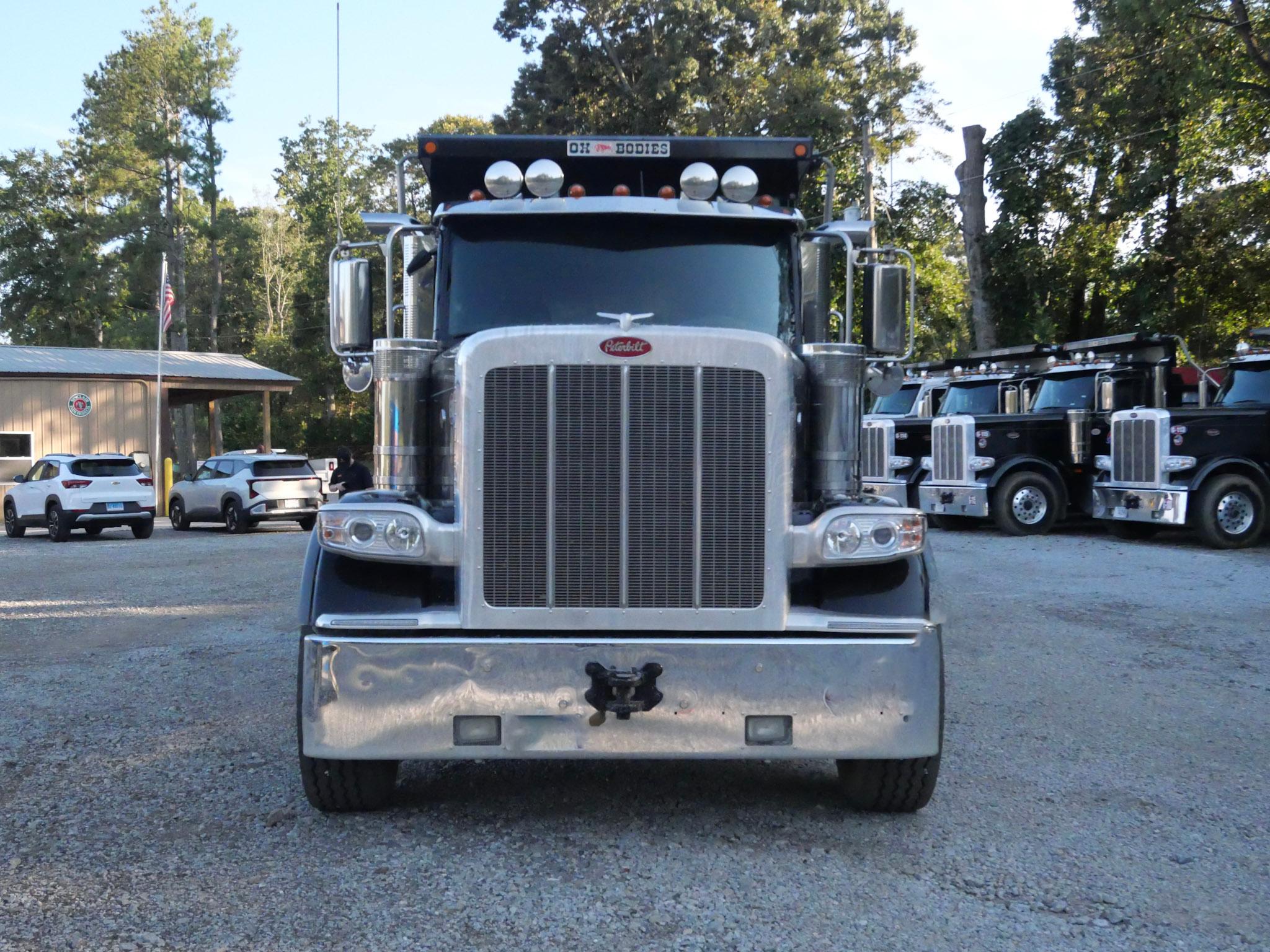 2025 Peterbilt 589 Dump Truck (G117) - image 4
