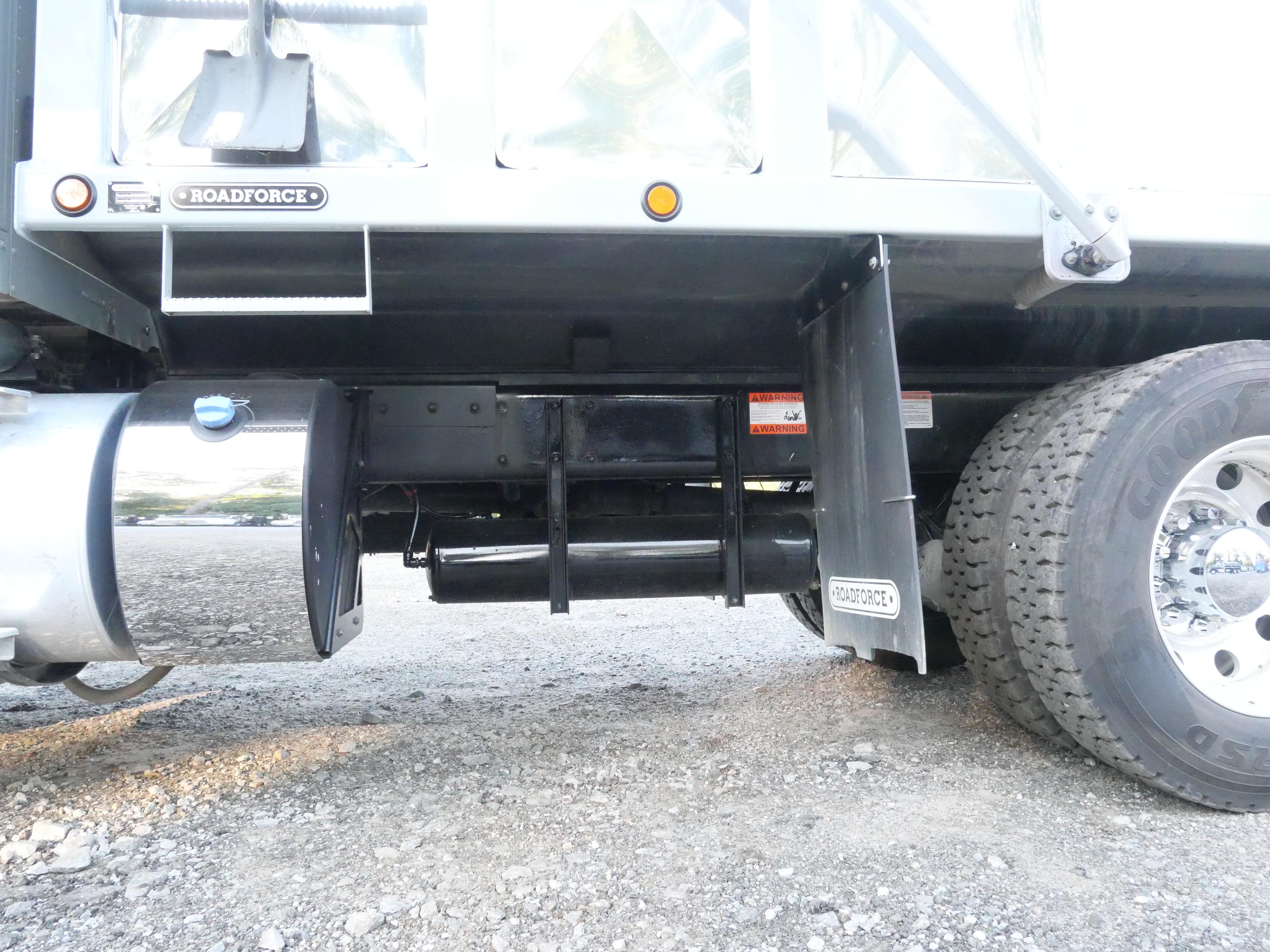 2026 Kenworth T880S PH Dump Truck (G100) - image 16