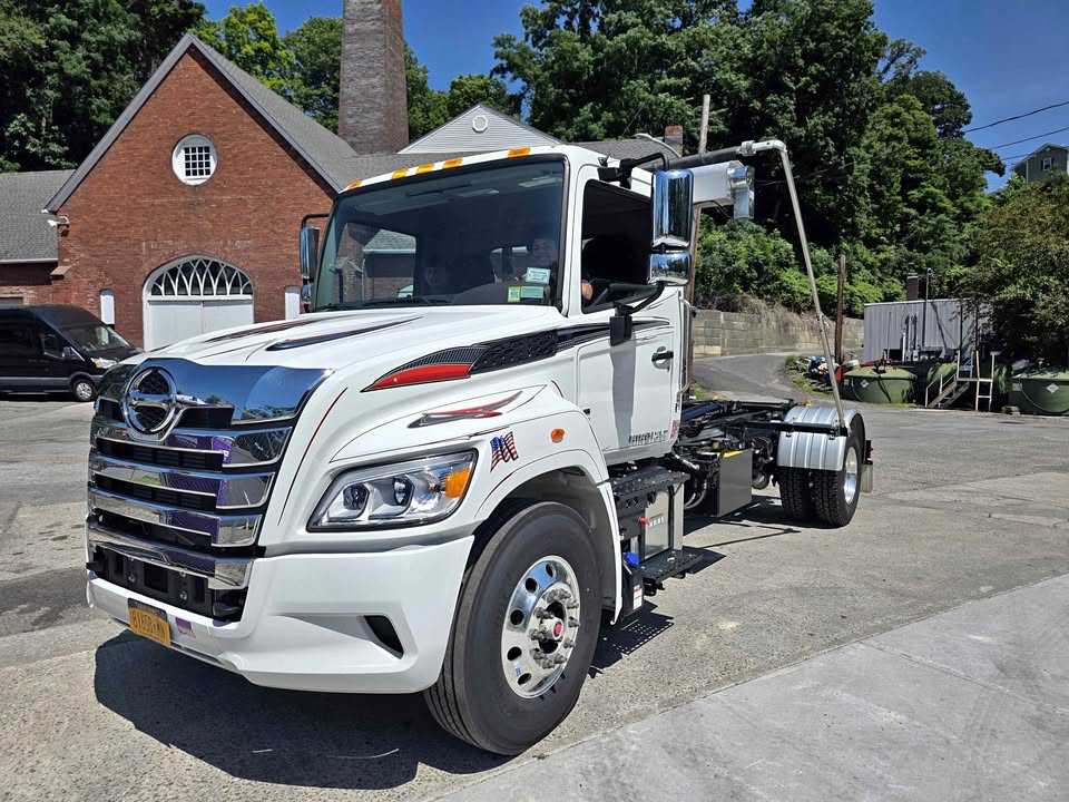 2026 Palfinger Hino Hooklift