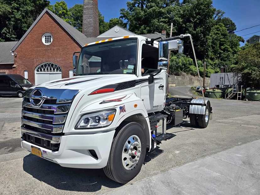 2026 Palfinger Hino Hooklift
