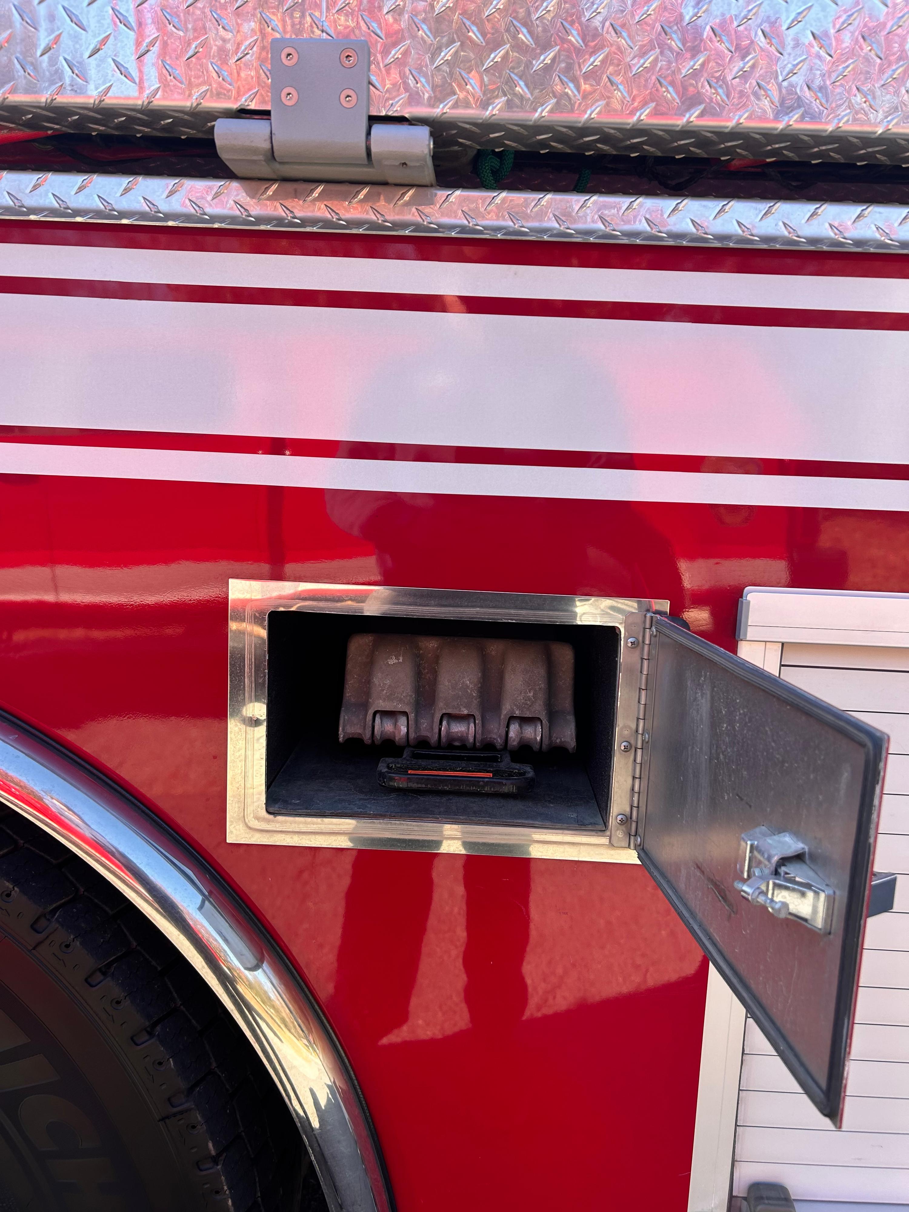2009 Peterbilt Pumper Tanker - image 13