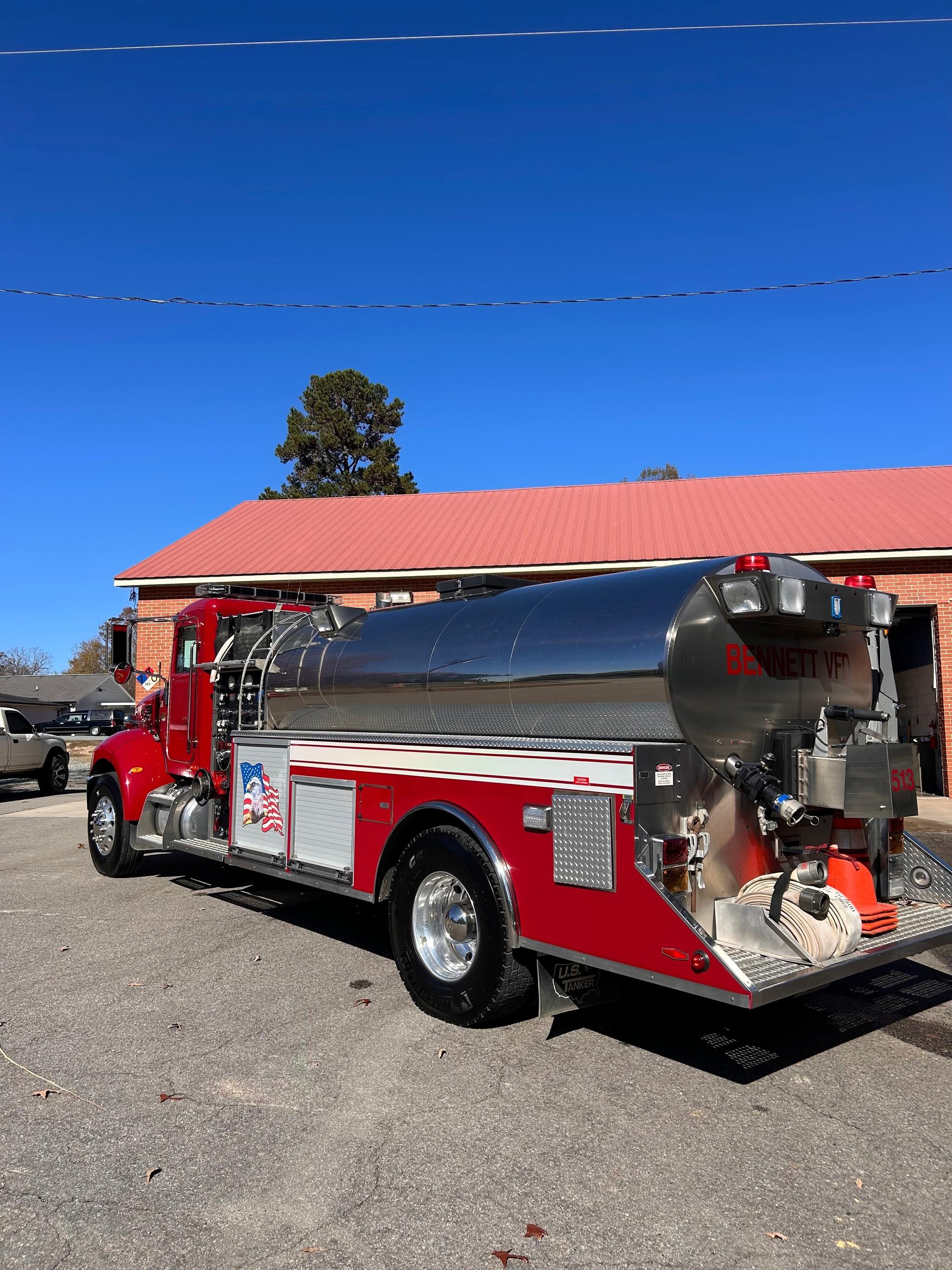 2009 Peterbilt Pumper Tanker - image 4