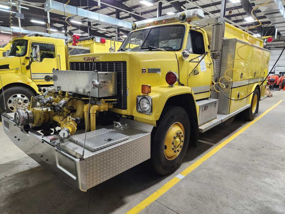 1984 GMC Saulsbury Pumper Tanker
