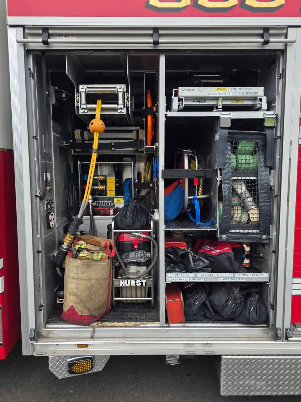 2010 Rosenbauer Spartan Rescue Pumper - image 13