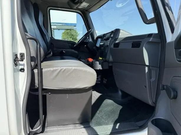 2020 International MV Scorpion II Attenuator Truck - image 18