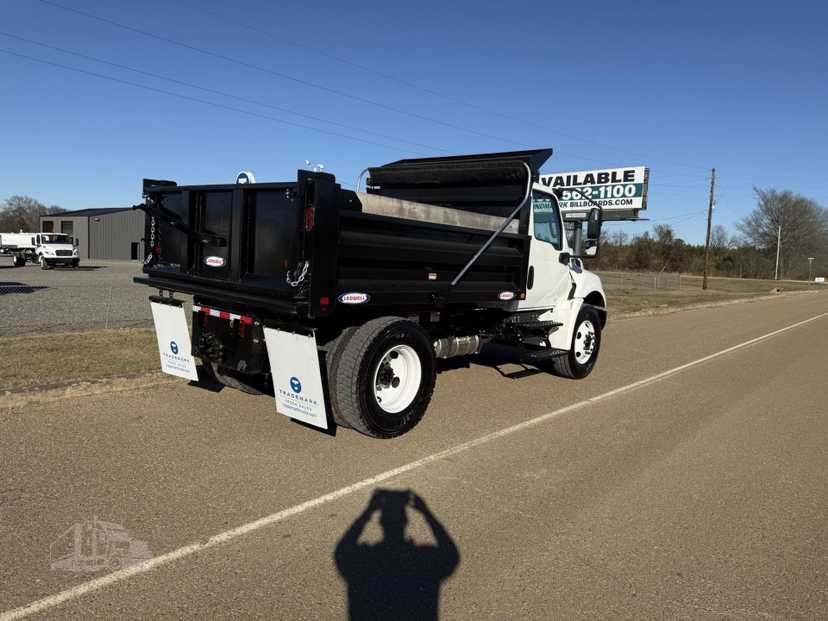 2025 International MV Dump Truck — photo 6
