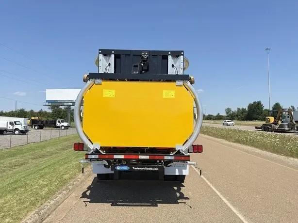 2020 International MV Scorpion II Attenuator Truck - image 10