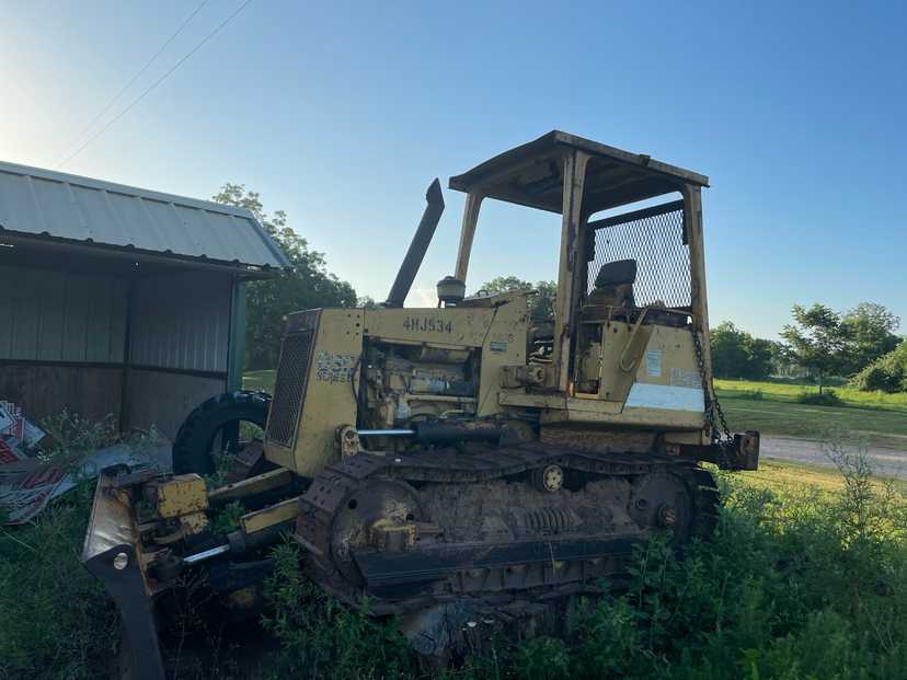 1994 Caterpillar D3C Dozer — photo 4