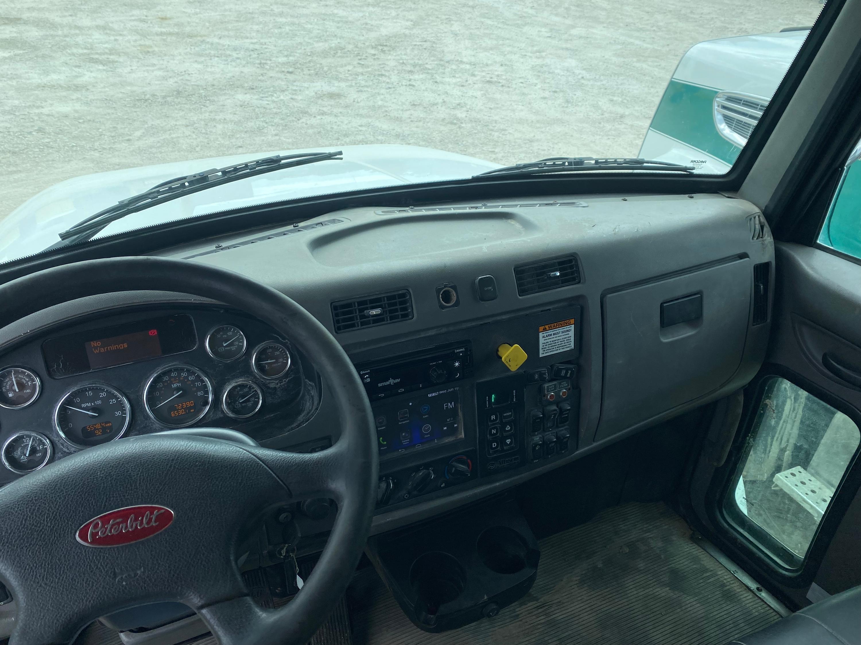 2018 Peterbilt Loadmaster Rear Loader - image 8
