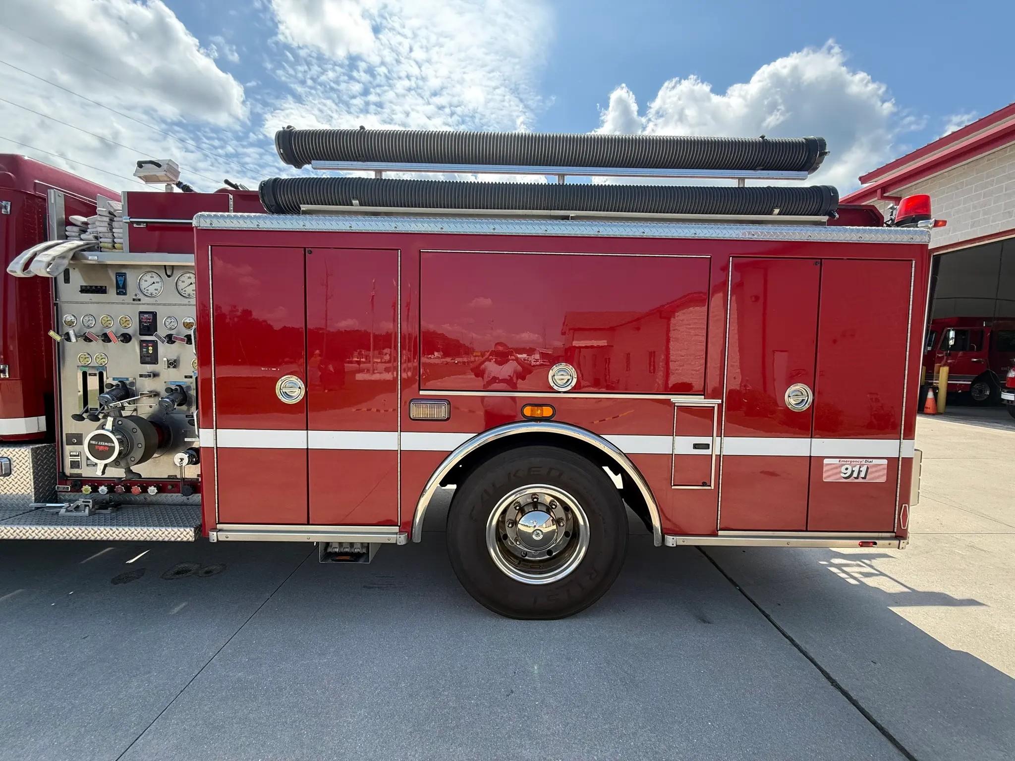 2001 Freightliner/ALF 1500/1000 Pumper - image 10