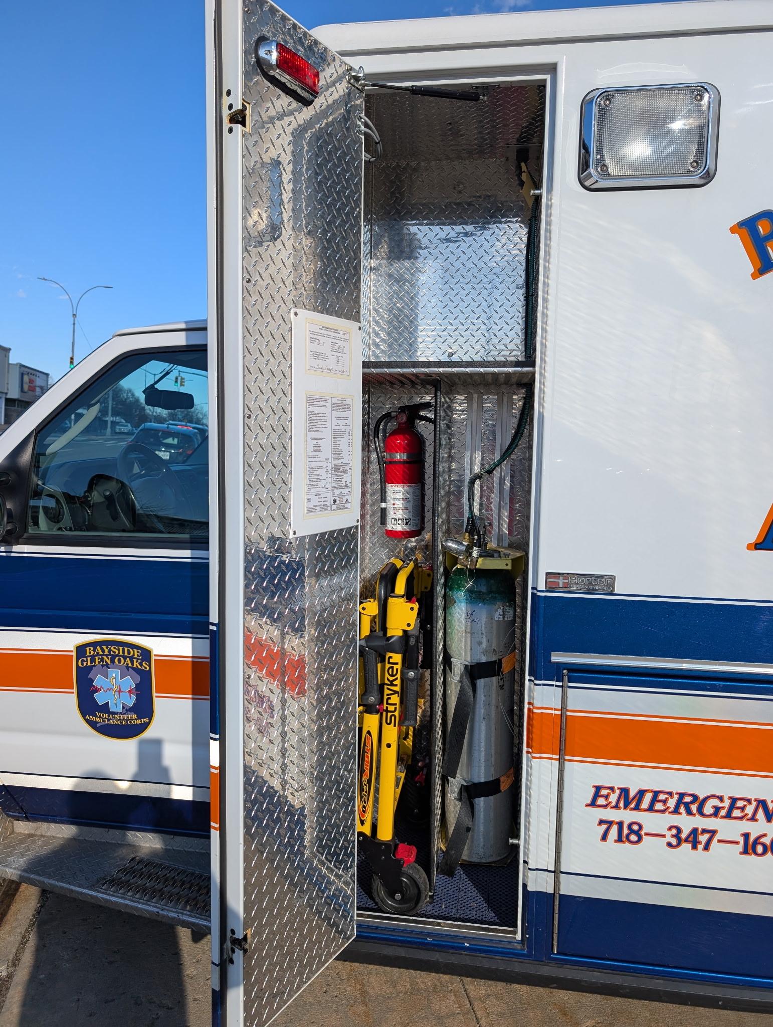 2009 Horton Ford Type III Ambulance - image 5