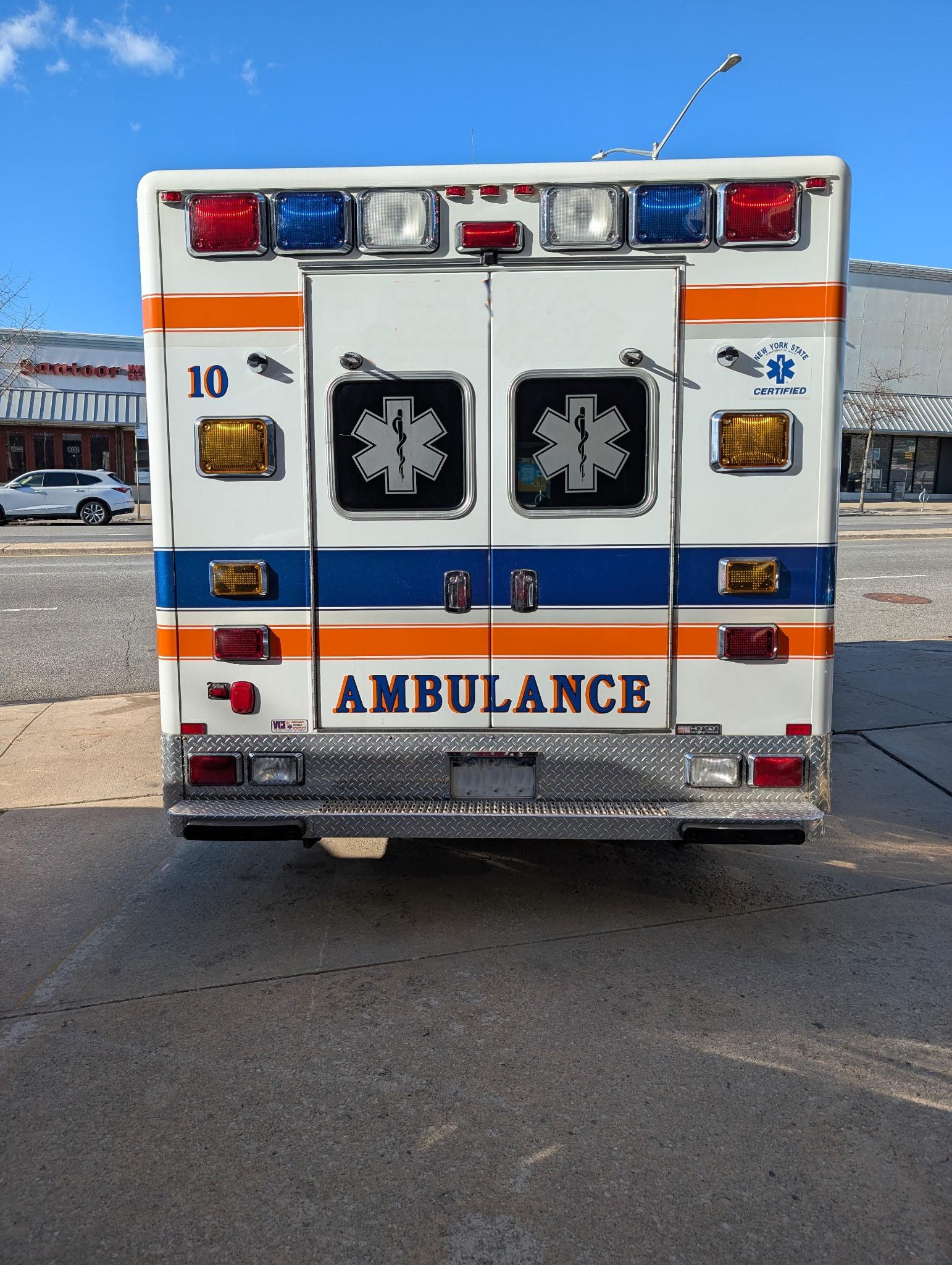 2009 Horton Ford Type III Ambulance - image 4