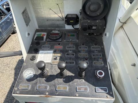 1991 Pierce 100' Quint - image 21