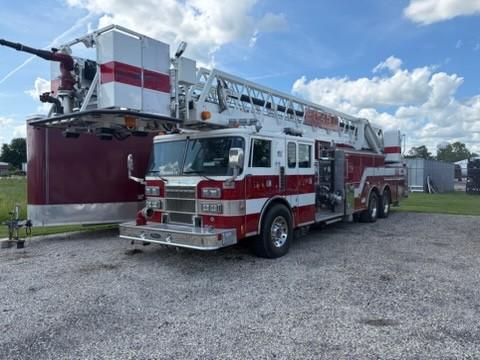 1991 Pierce 100' Quint - image 1