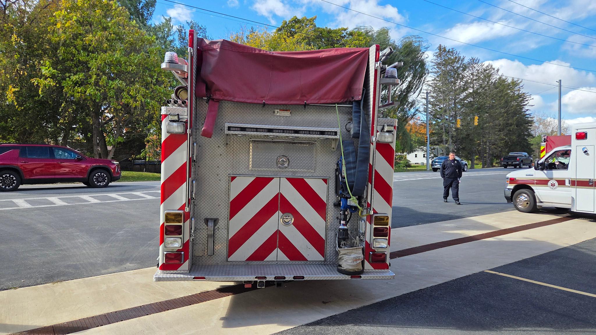 2005 KME Predator Pumper - image 3