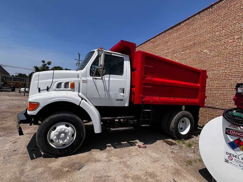 2001 Sterling L7500 Dump Truck