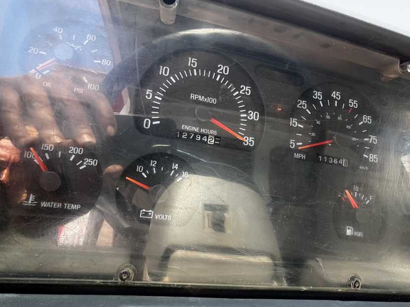 2001 Sterling L7500 Dump Truck — photo 6
