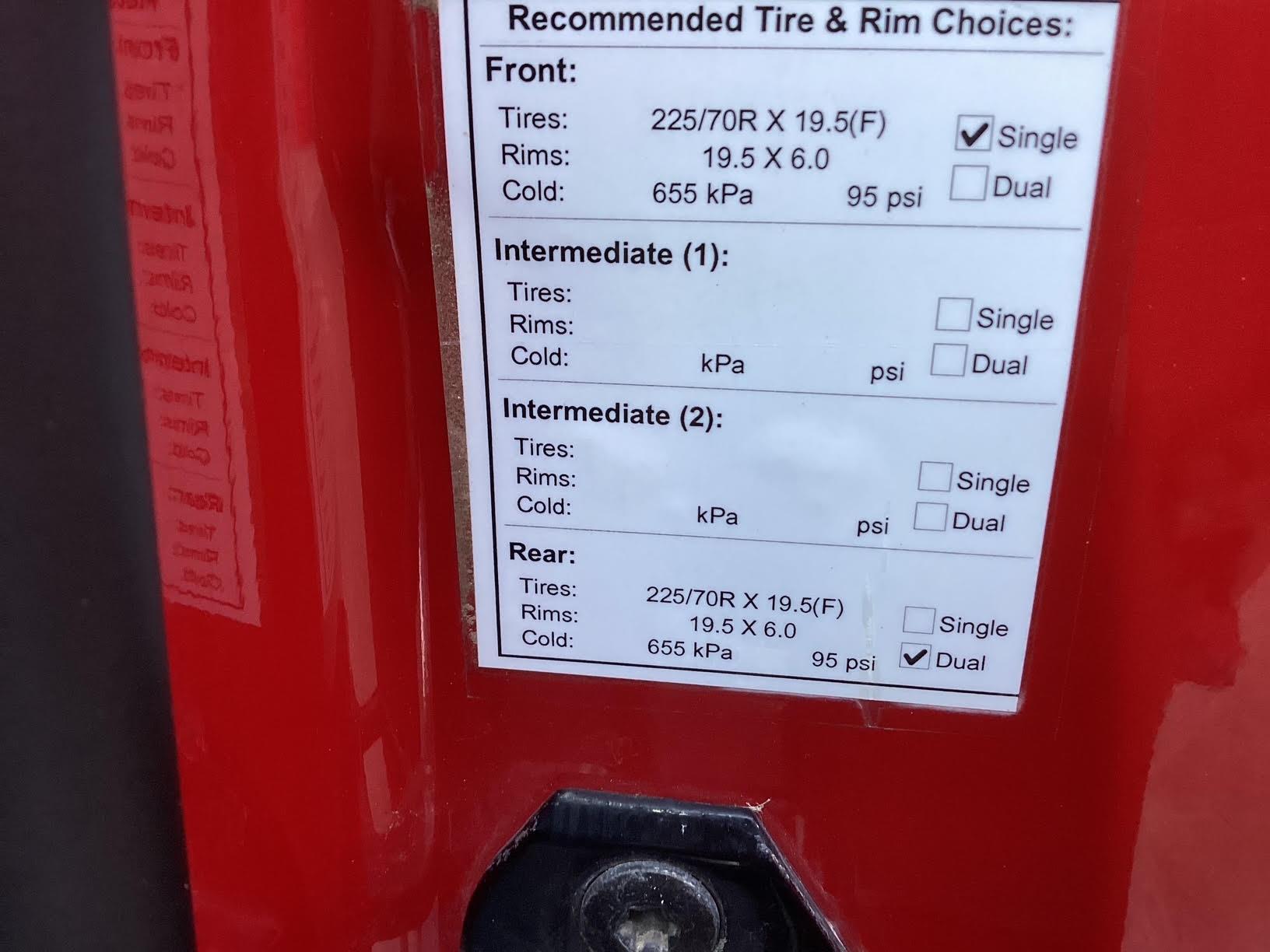 2003 E-One Ford 4x4 Mini Pumper - image 78