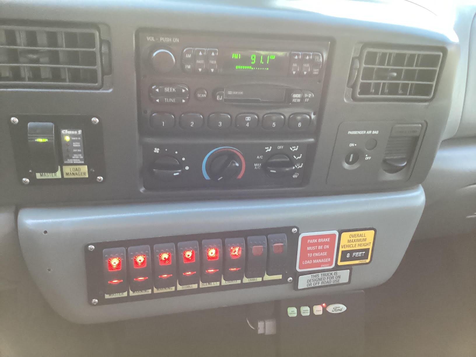 2003 E-One Ford 4x4 Mini Pumper - image 23