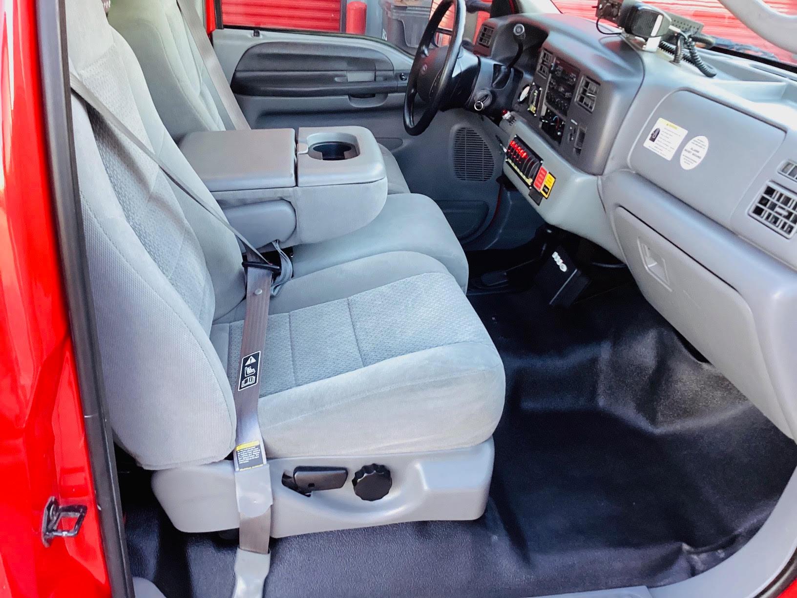 2003 E-One Ford 4x4 Mini Pumper - image 19