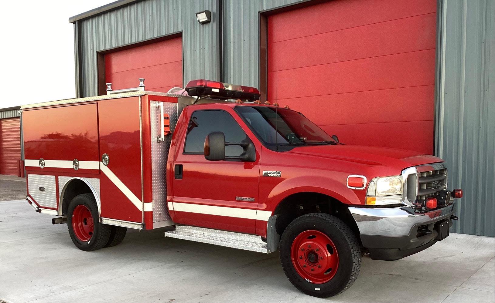 2003 E-One Ford 4x4 Mini Pumper - image 5
