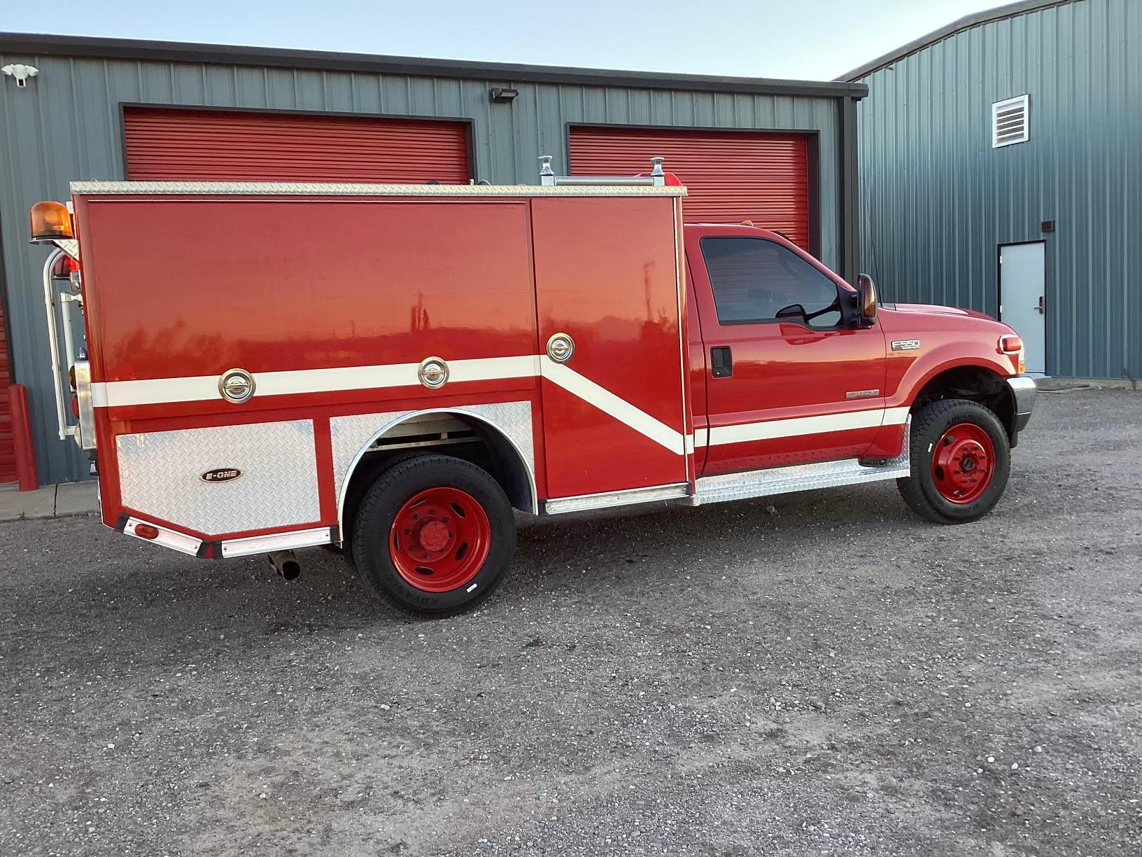 2003 E-One Ford 4x4 Mini Pumper - image 11