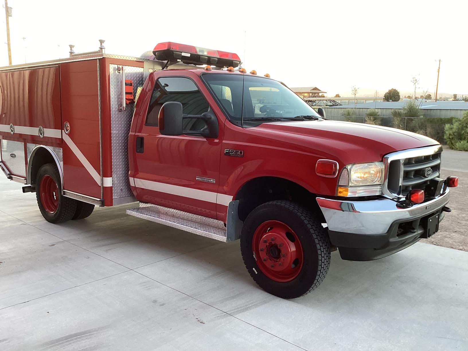 2003 E-One Ford 4x4 Mini Pumper - image 4