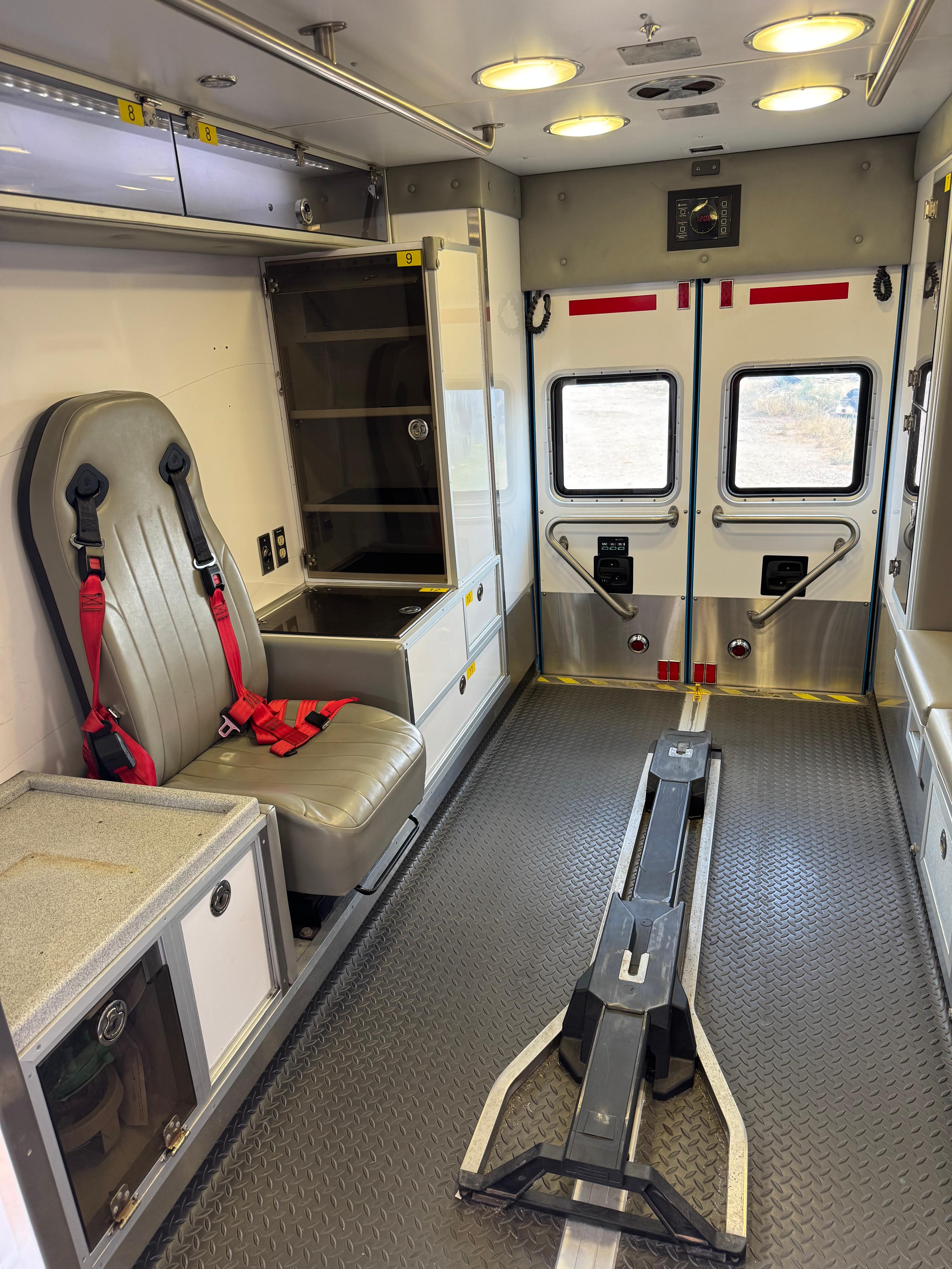 2019 Horton Ford 4x4 Type I Ambulance - image 18