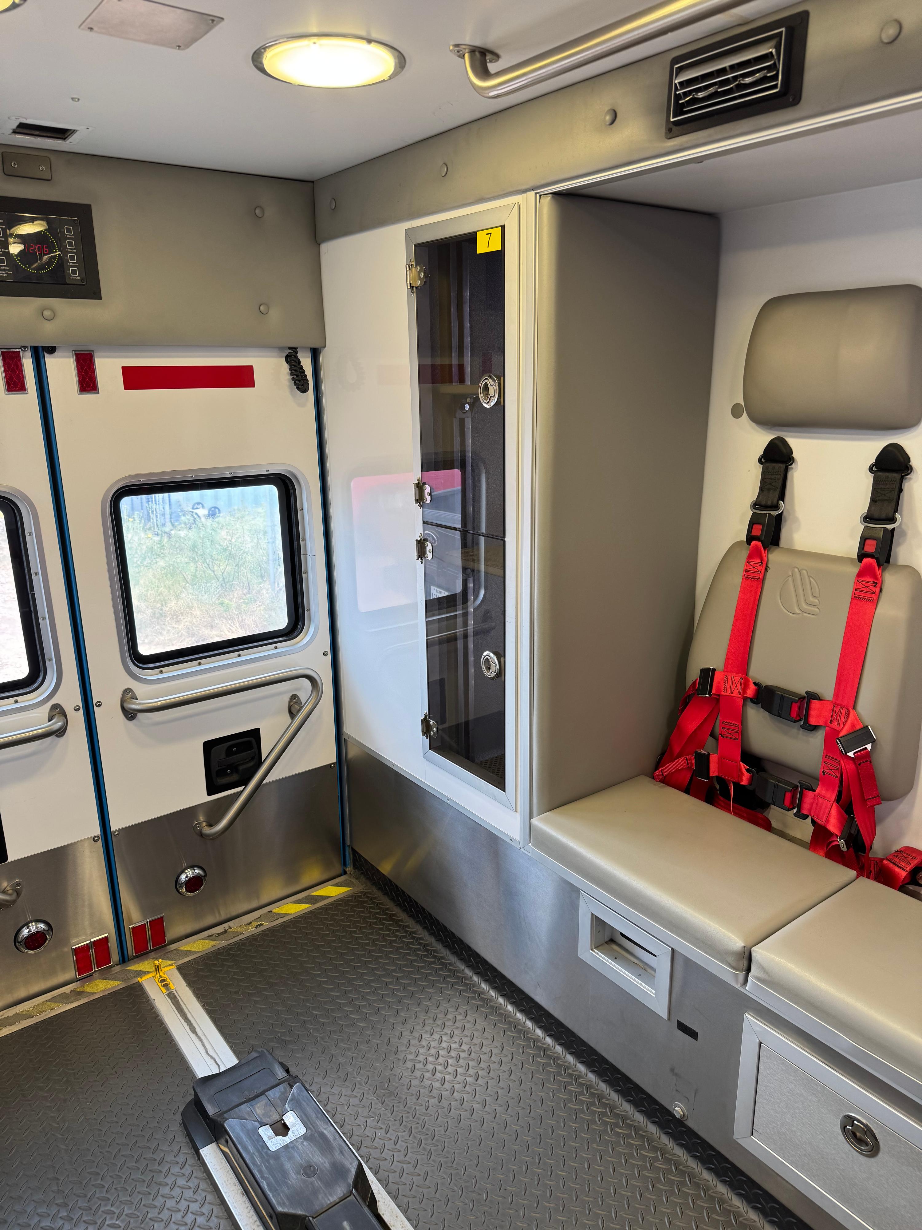 2019 Horton Ford 4x4 Type I Ambulance - image 17