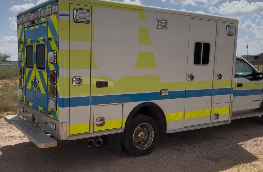 2019 Horton Ford 4x4 Type I Ambulance - image 3