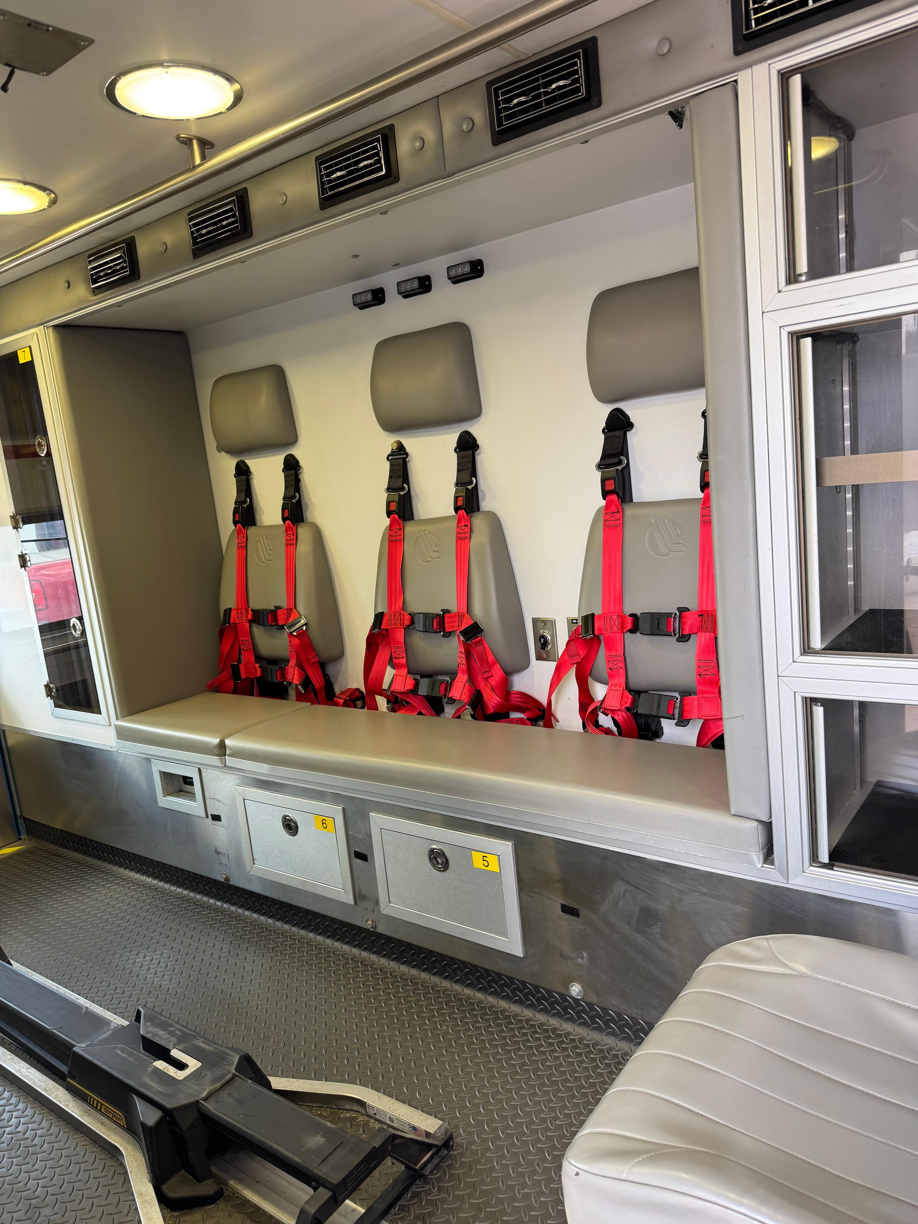 2019 Horton Ford 4x4 Type I Ambulance - image 16