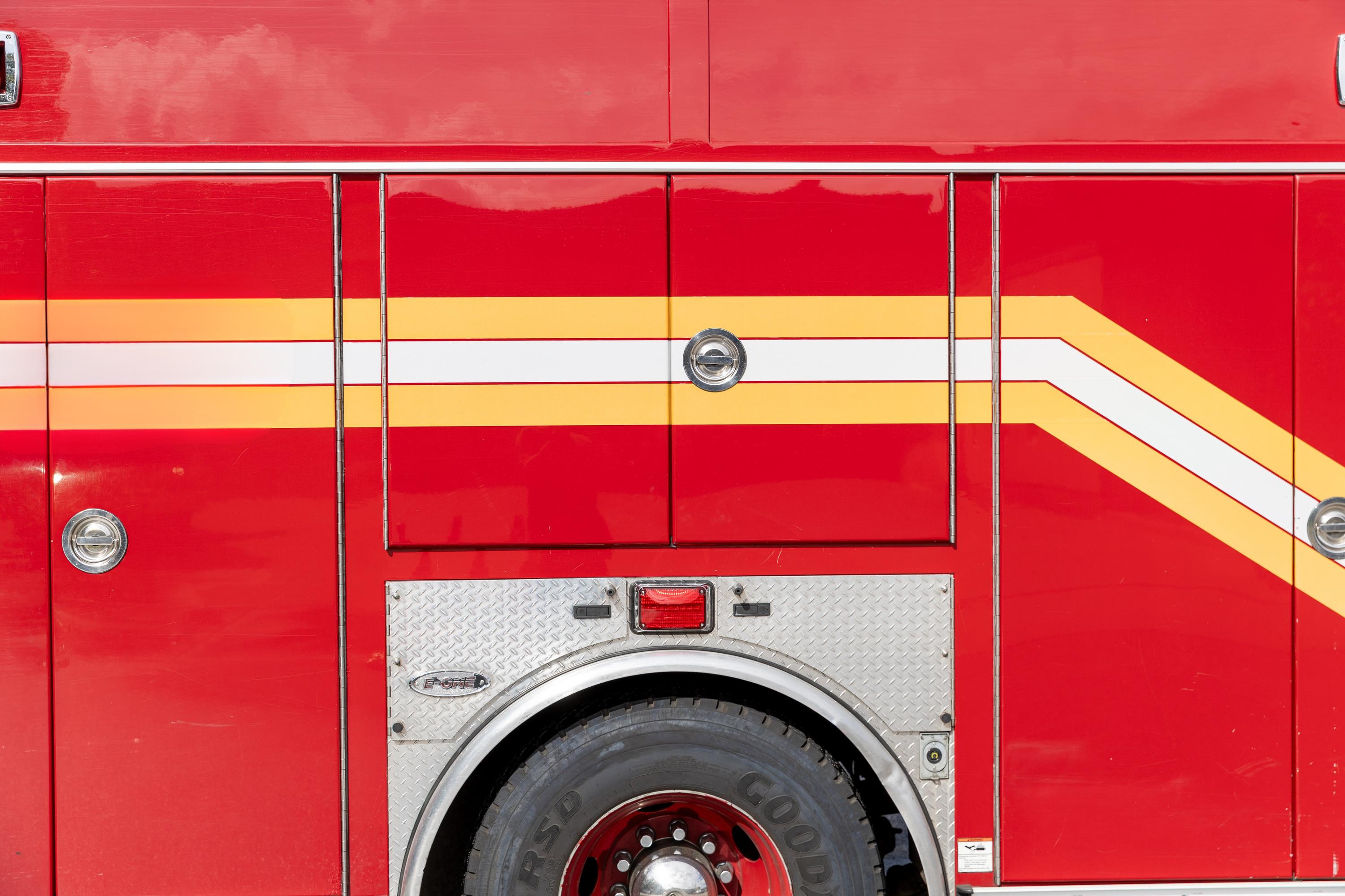 2017 E-One E-Max Rescue Pumper - image 7