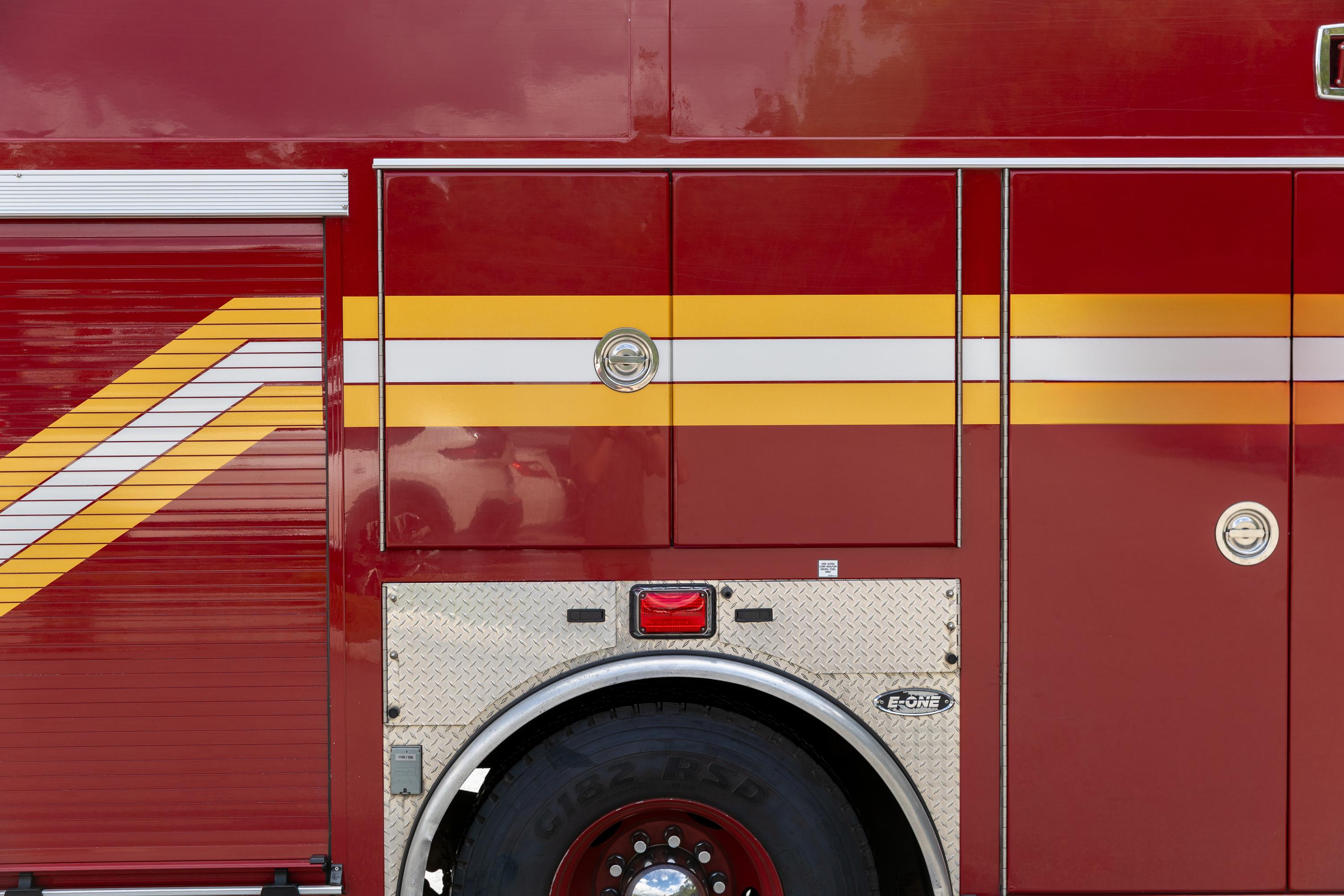2017 E-One E-Max Rescue Pumper - image 16