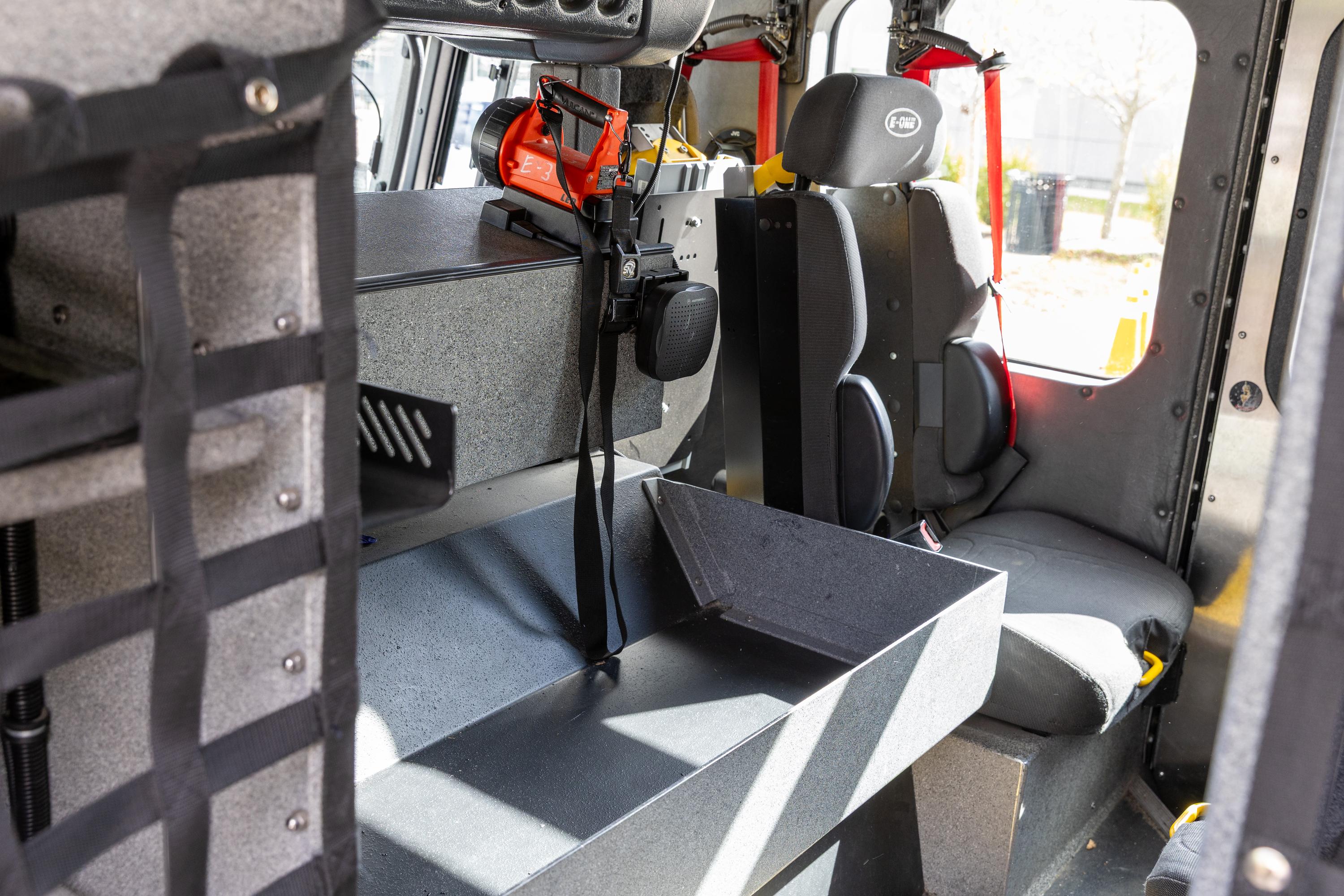 2017 E-One E-Max Rescue Pumper - image 25