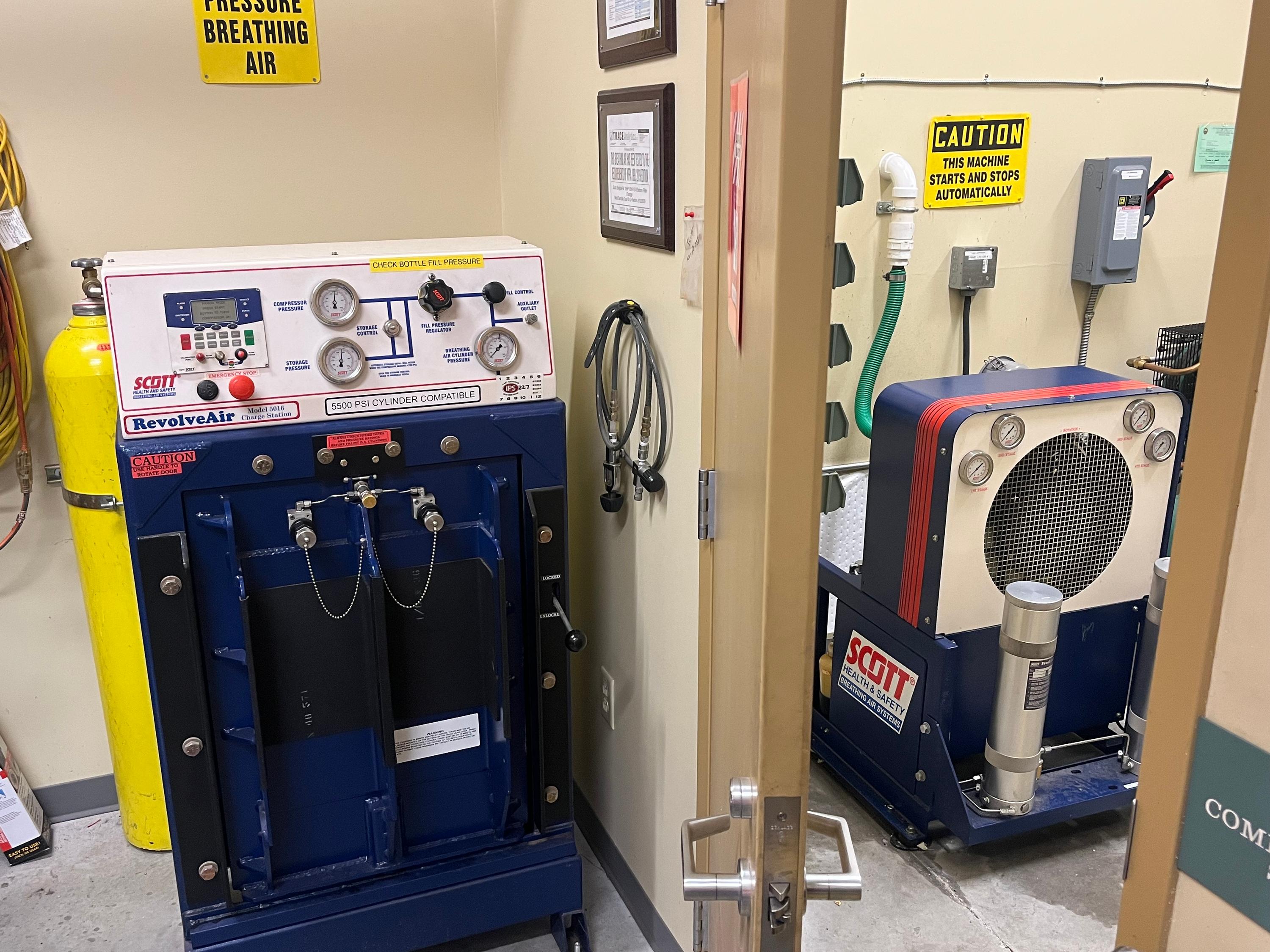 Scott RevolveAir Fill Station & Compressor - image 1