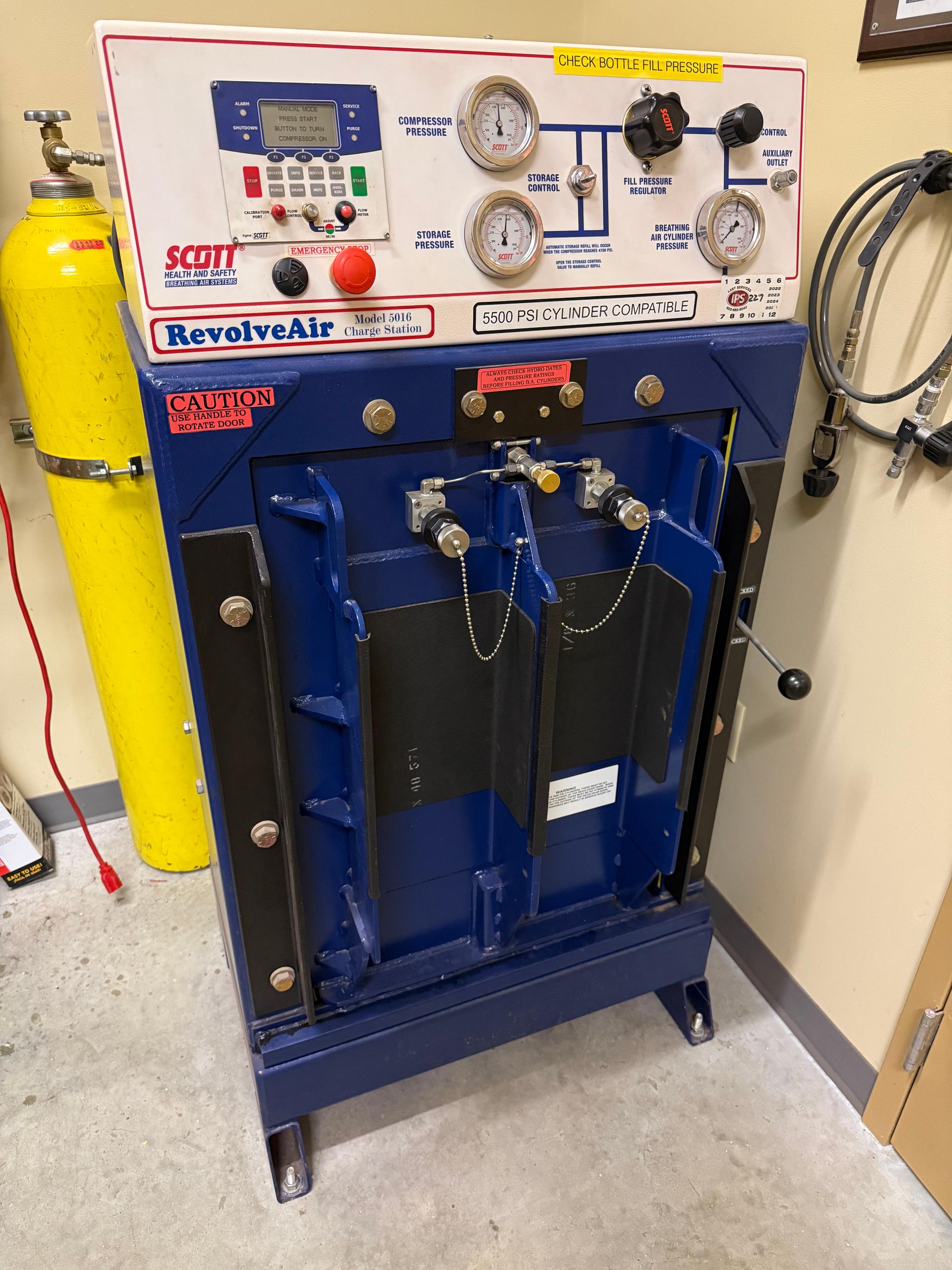 Scott RevolveAir Fill Station & Compressor - image 2