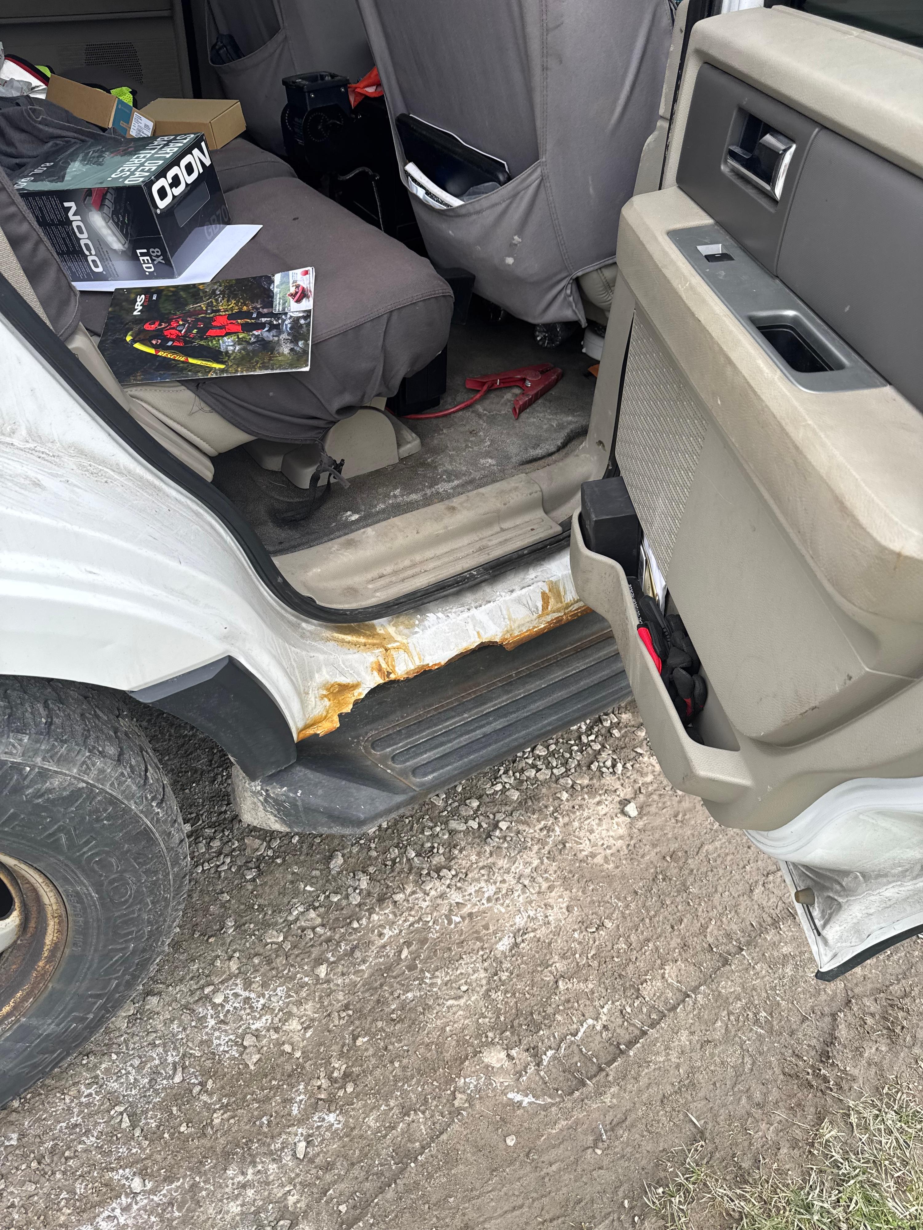 Ford expedtion - image 8