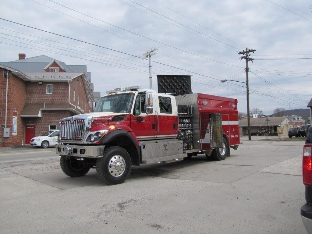 2017 4 Guys International 4x4 Pumper - image 48
