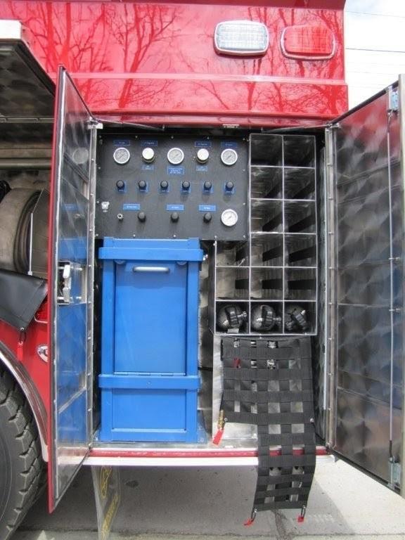 2017 4 Guys International 4x4 Pumper - image 21