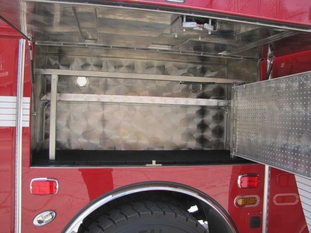 2017 4 Guys International 4x4 Pumper - image 26