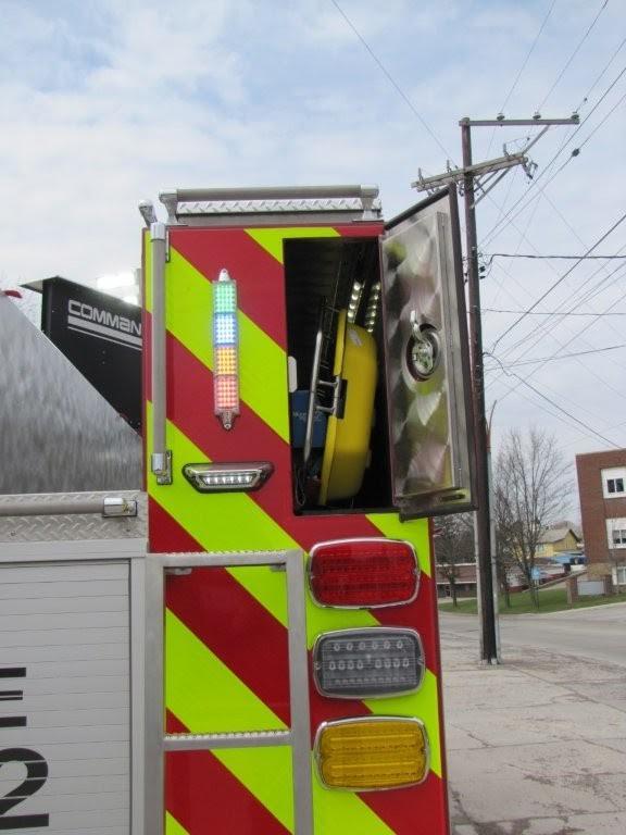 2017 4 Guys International 4x4 Pumper - image 46