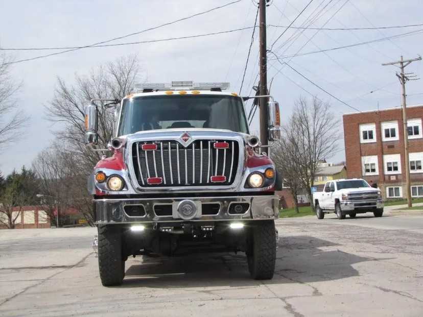 2017 4 Guys International 4x4 Pumper — photo 3
