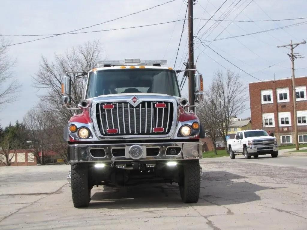 2017 4 Guys International 4x4 Pumper - image 3