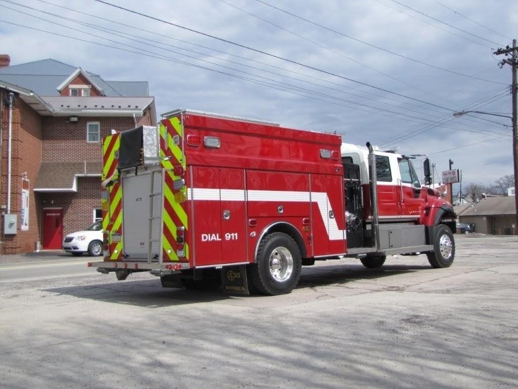 2017 4 Guys International 4x4 Pumper - image 51