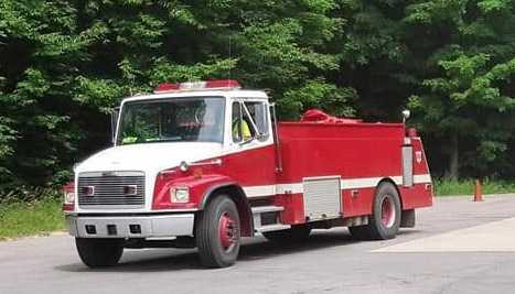 2004 Freightliner Tanker