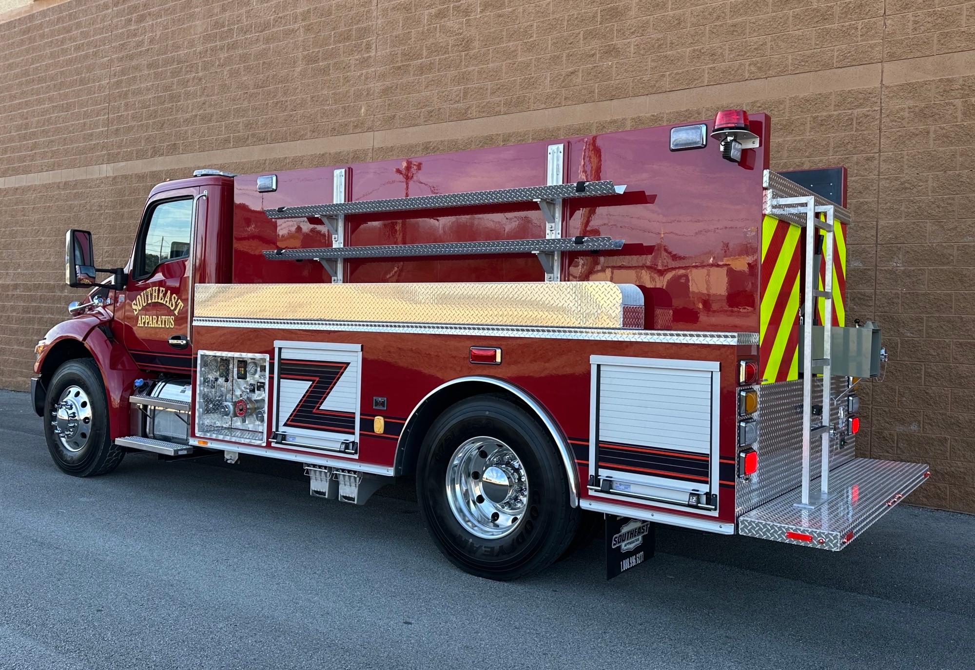 2024 Kenworth T480 2000 Gallon Tanker *NEW* - image 3